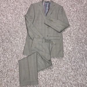 Men’s suit
